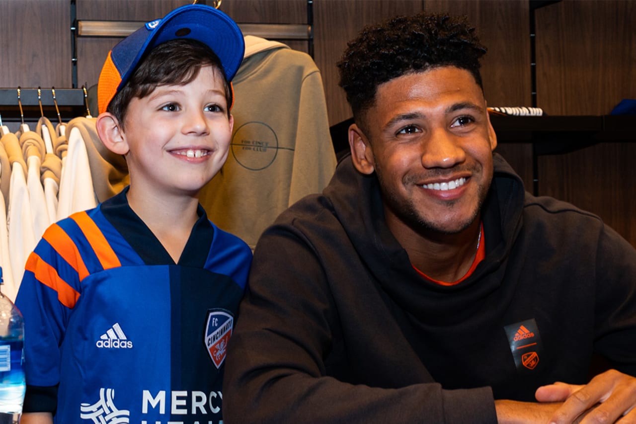 Kids Club Player Meet and Greet