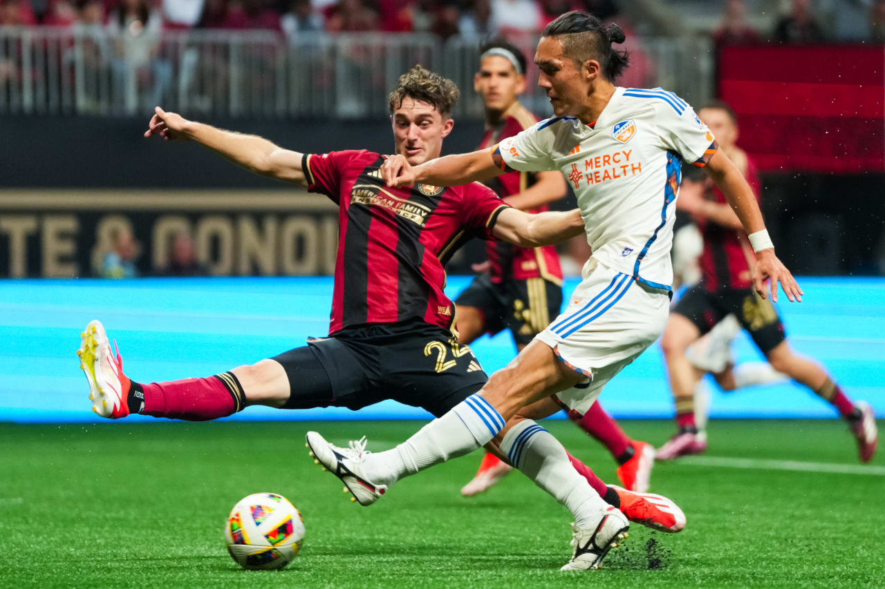ATLANTA, GEORGIA - APRIL 20: Atlanta United against FC Cincinnati on April 20, 2024 at Mercedes-Benz Stadium in Atlanta Georgia.
