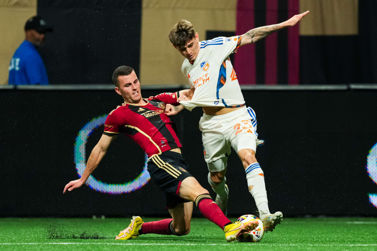 ATLANTA, GEORGIA - APRIL 20: Atlanta United against FC Cincinnati on April 20, 2024 at Mercedes-Benz Stadium in Atlanta Georgia.